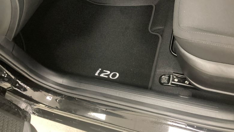 Hyundai i20 1.0T GDi Advance [Nav] 5dr Petrol Hatchback